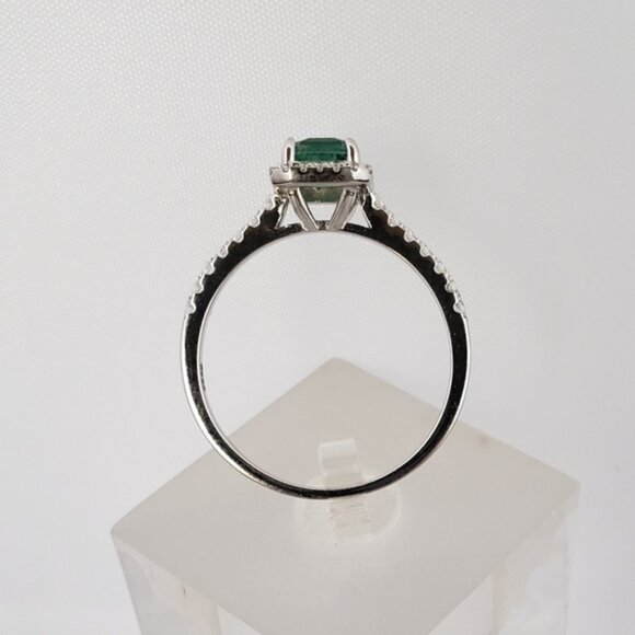 Sterling Natural 1ct Emerald and Diamonds Ring - Picture 4 of 8